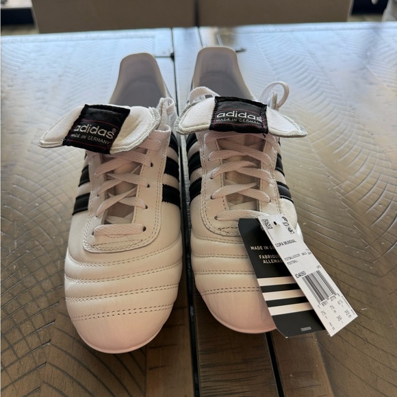 adidas Copa Mundial Men’s White with Black Stripes Soccer Cleats main image 7